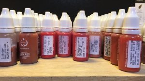 مواد ومستلزمات التاتو والتجميل