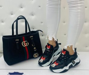 البسة نسائية