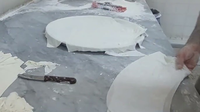 خطوات تحضير البقلاوة